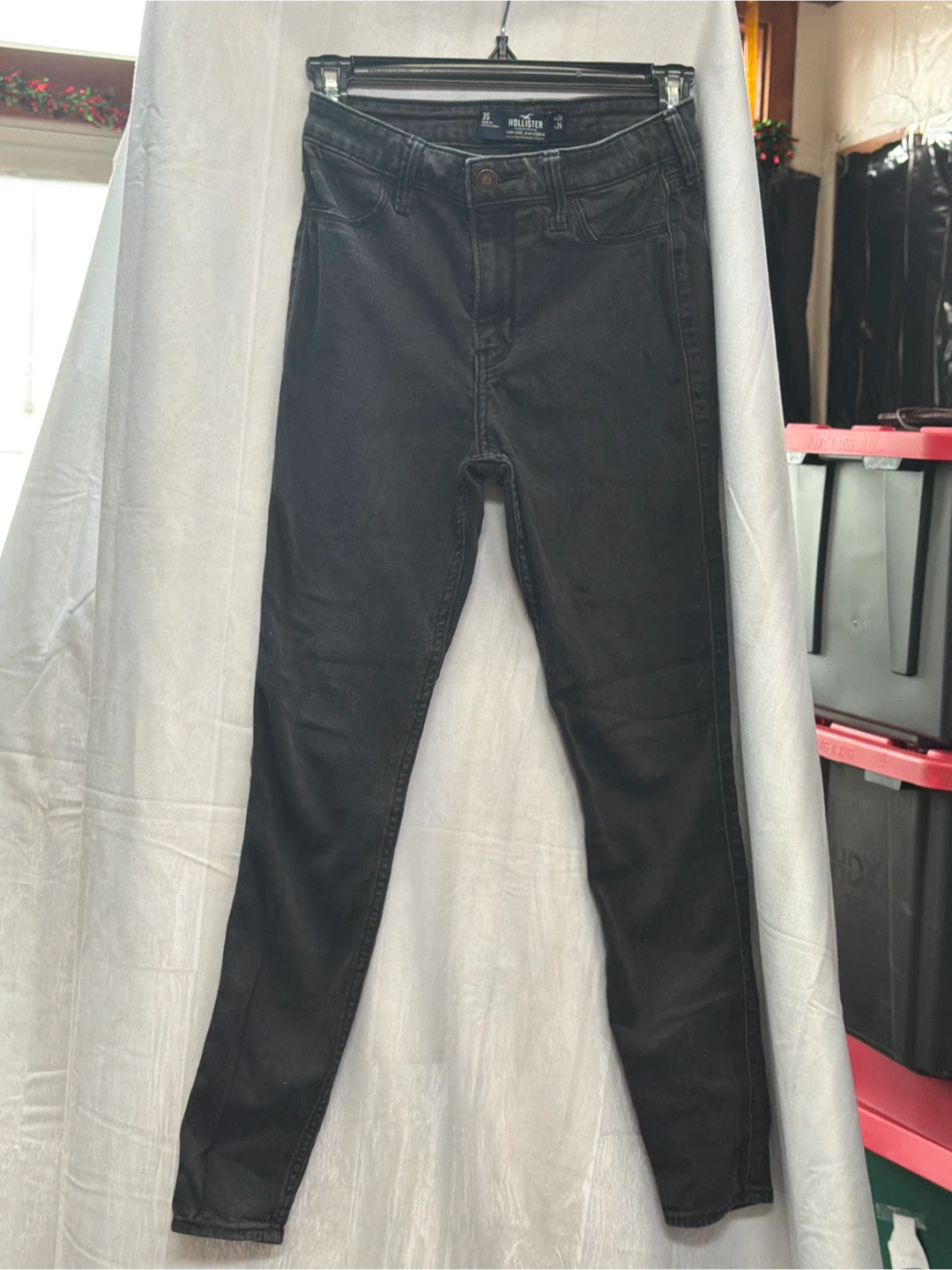 Hollister Women's High-Waisted Black Skinny Jeans Size 26