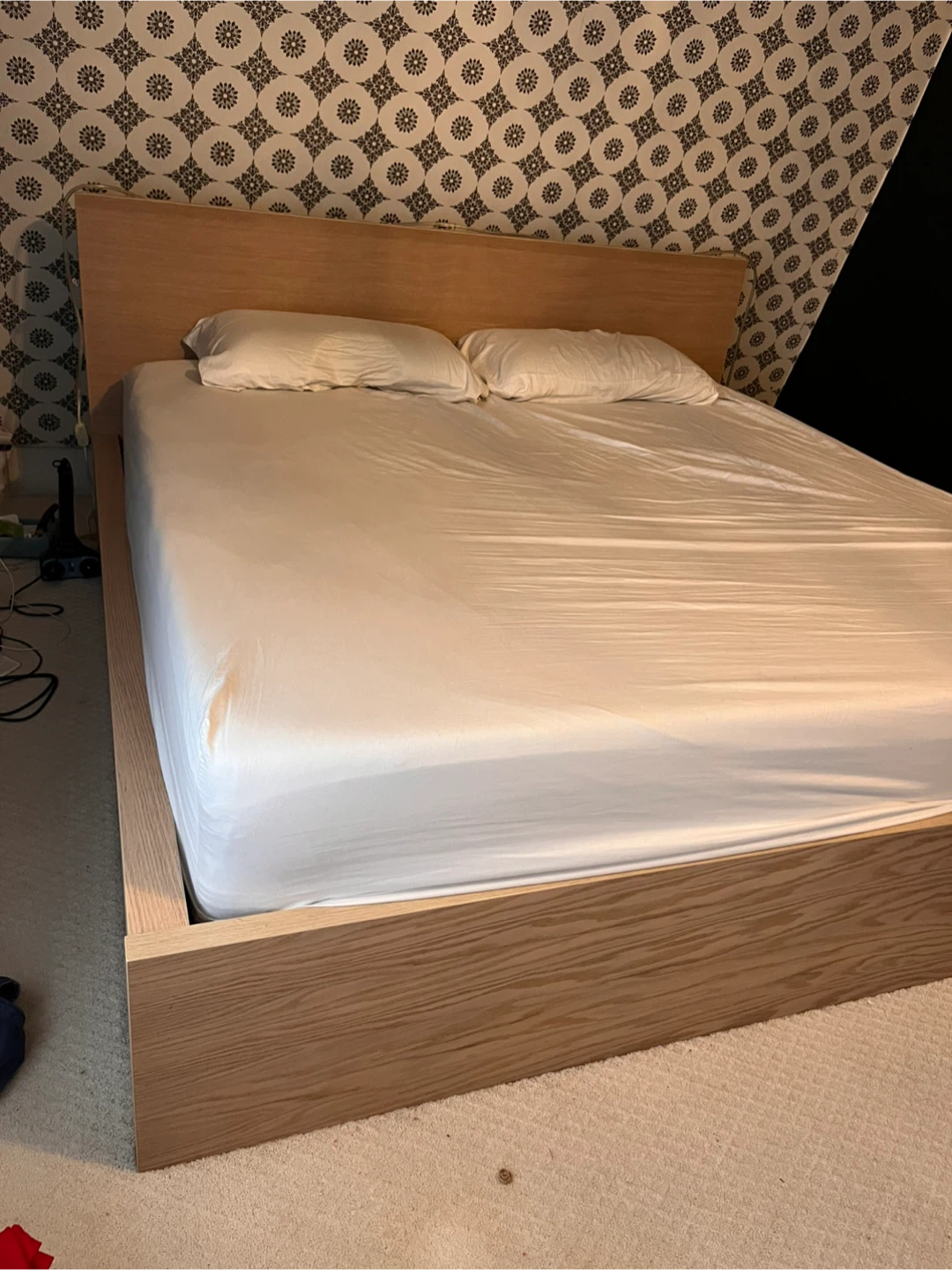 King Ikea Malm platform bed & luxury mattress