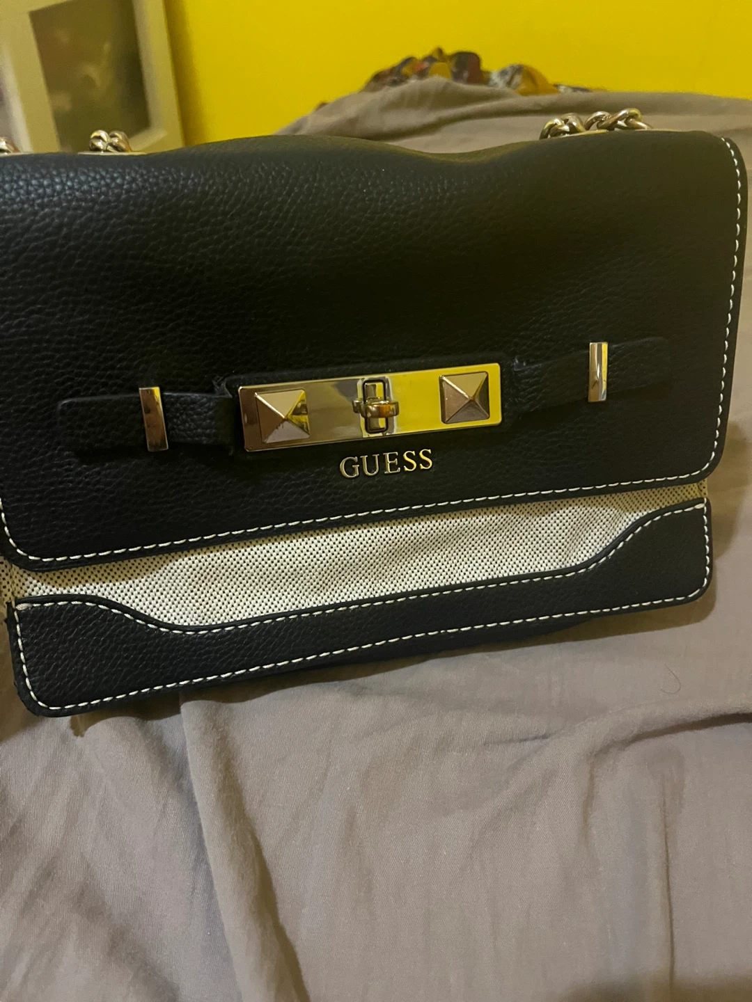 Guess Black Chain Shoulder Bag - photo 2
