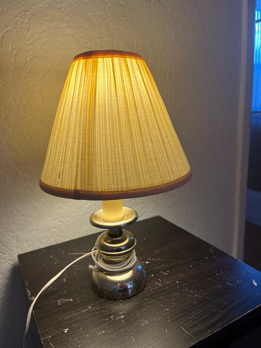 Pleated Table Lamp