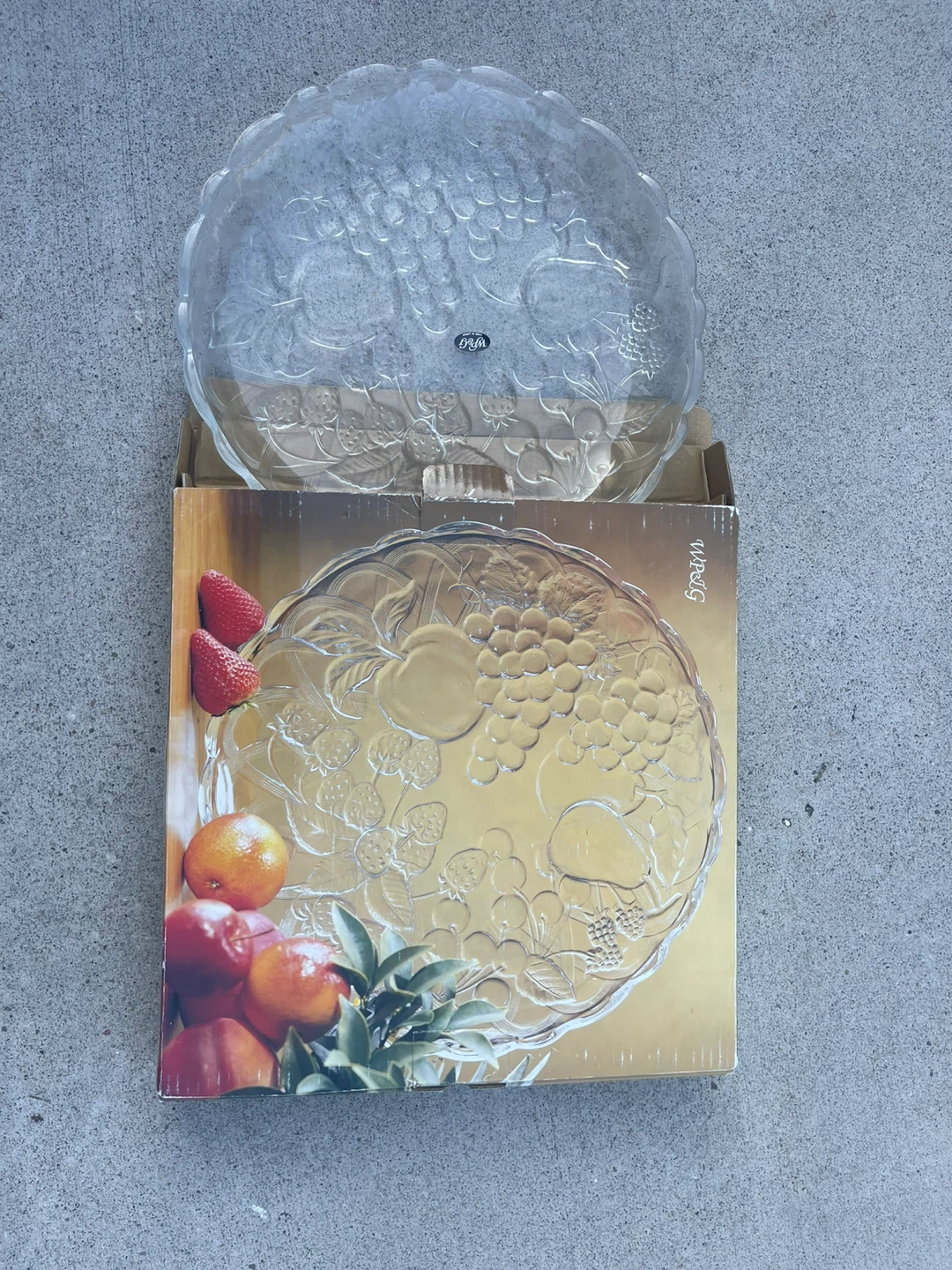 Arbor Collection Glass Fruit Bowl