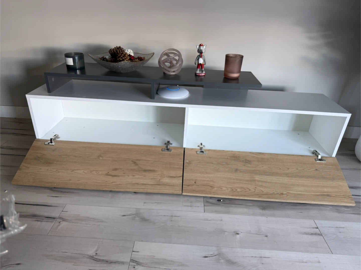 Modern Entertainment Unit - photo 2