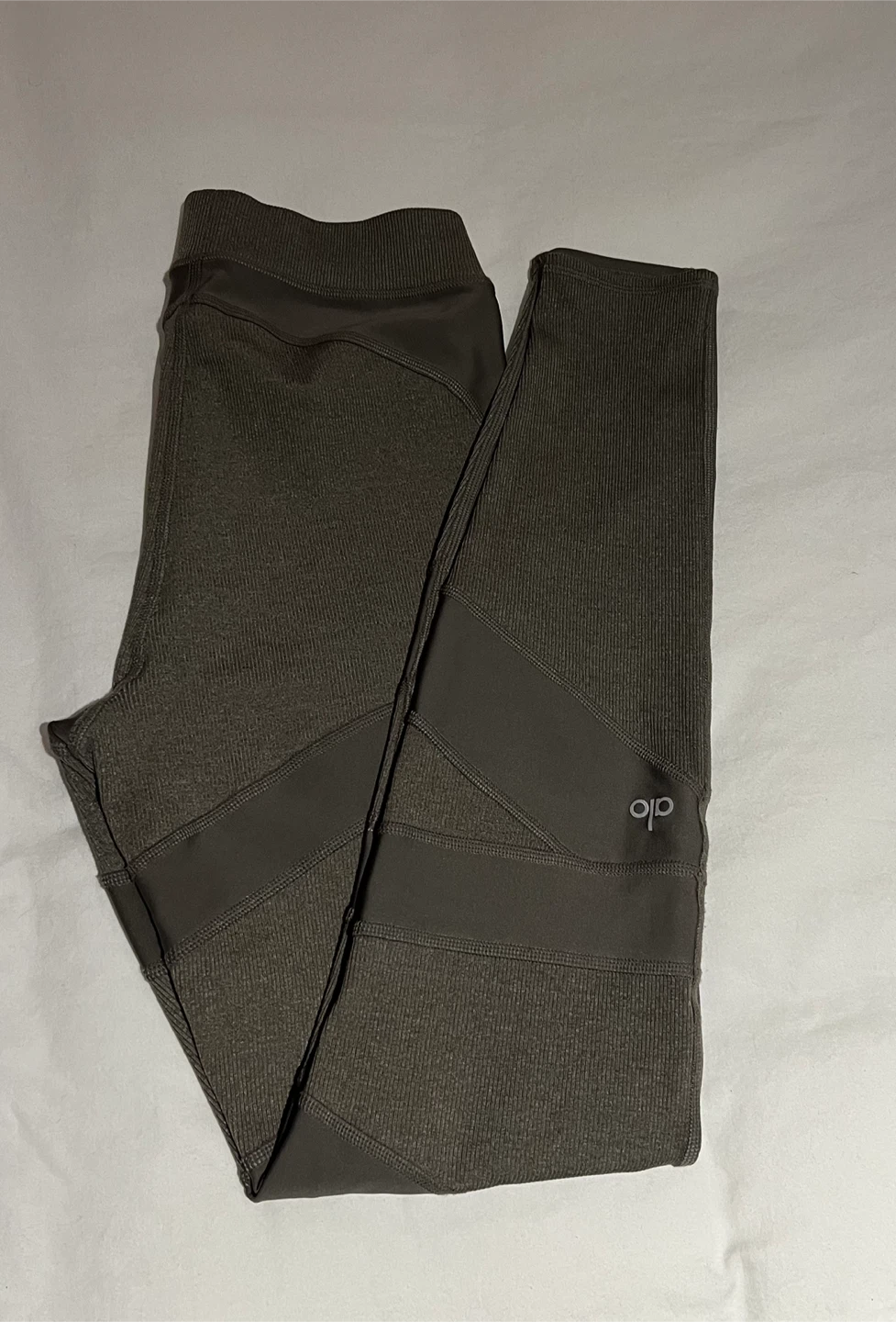 Alo High Waist Leggings Brand New - photo 3