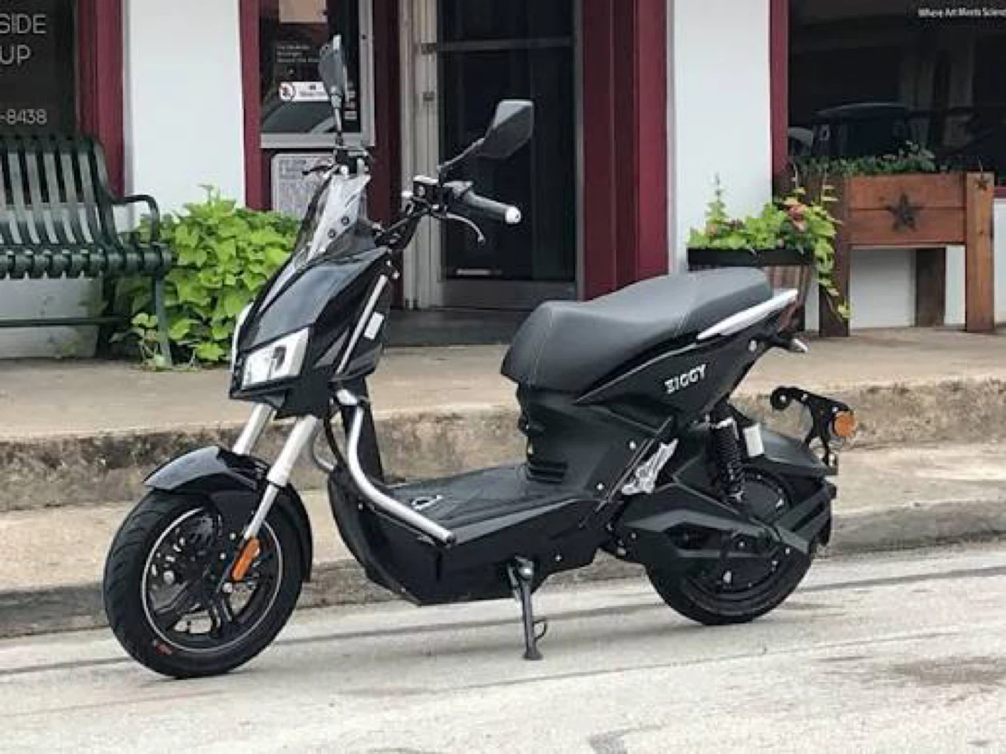 2021 Ziggy Z3 Sport Electric Scooter - photo 2