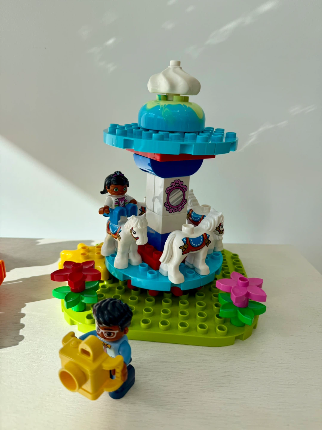 LEGO DUPLO Fun Family Fair Building Set - photo 3