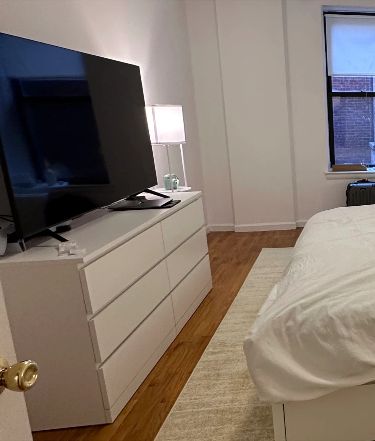 IKEA MALM 6-Drawer Dresser - photo 2