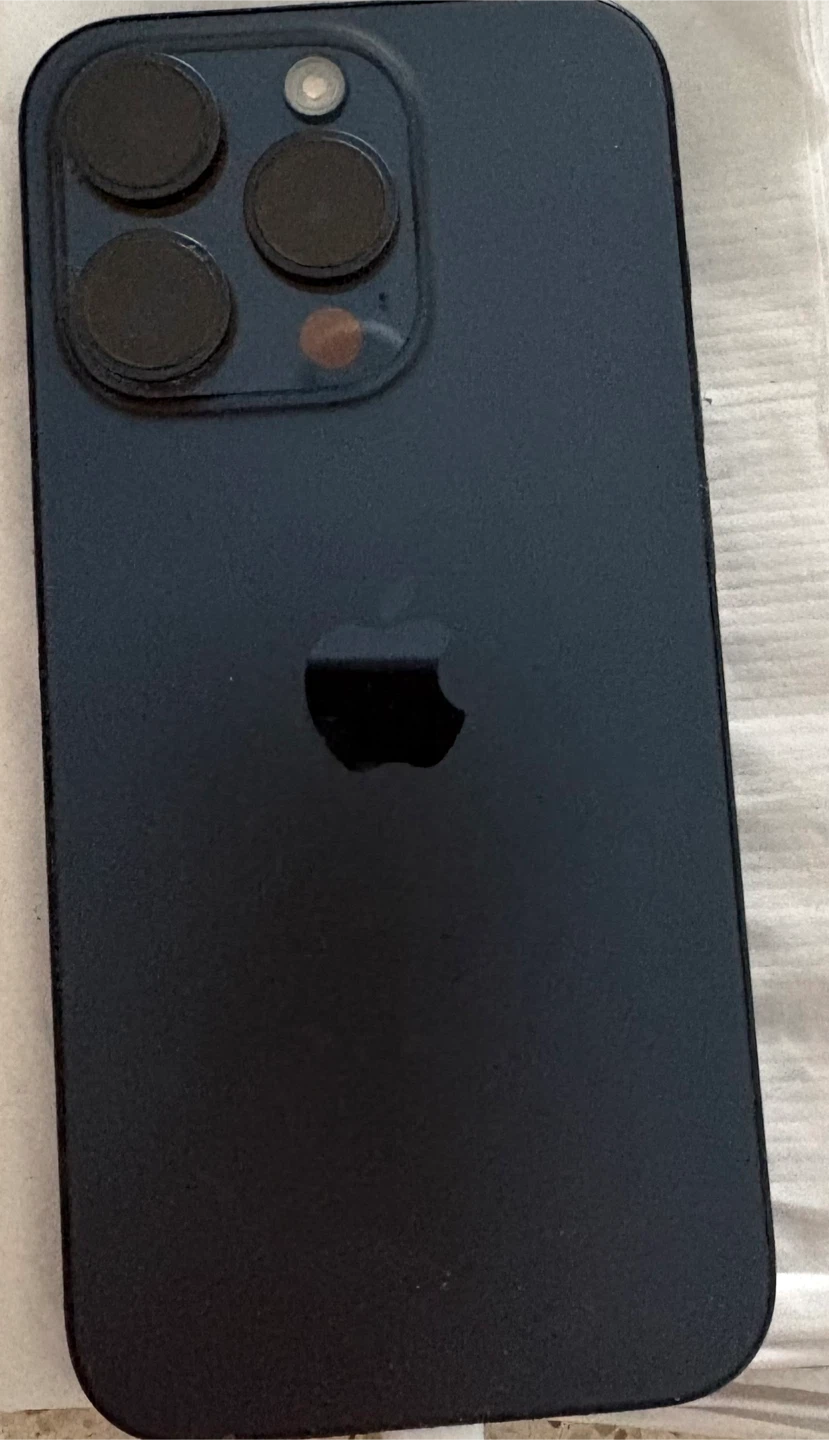 Apple iPhone 15 128GB Unlocked - Excellent