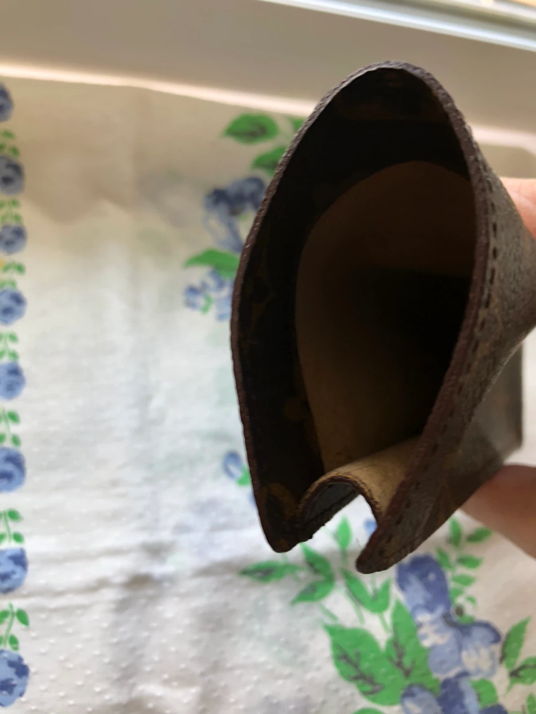 Louis Vuitton Vintage Glasses Case - photo 4