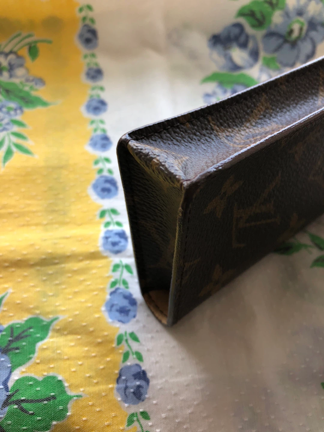 Louis Vuitton Vintage Glasses Case - photo 3