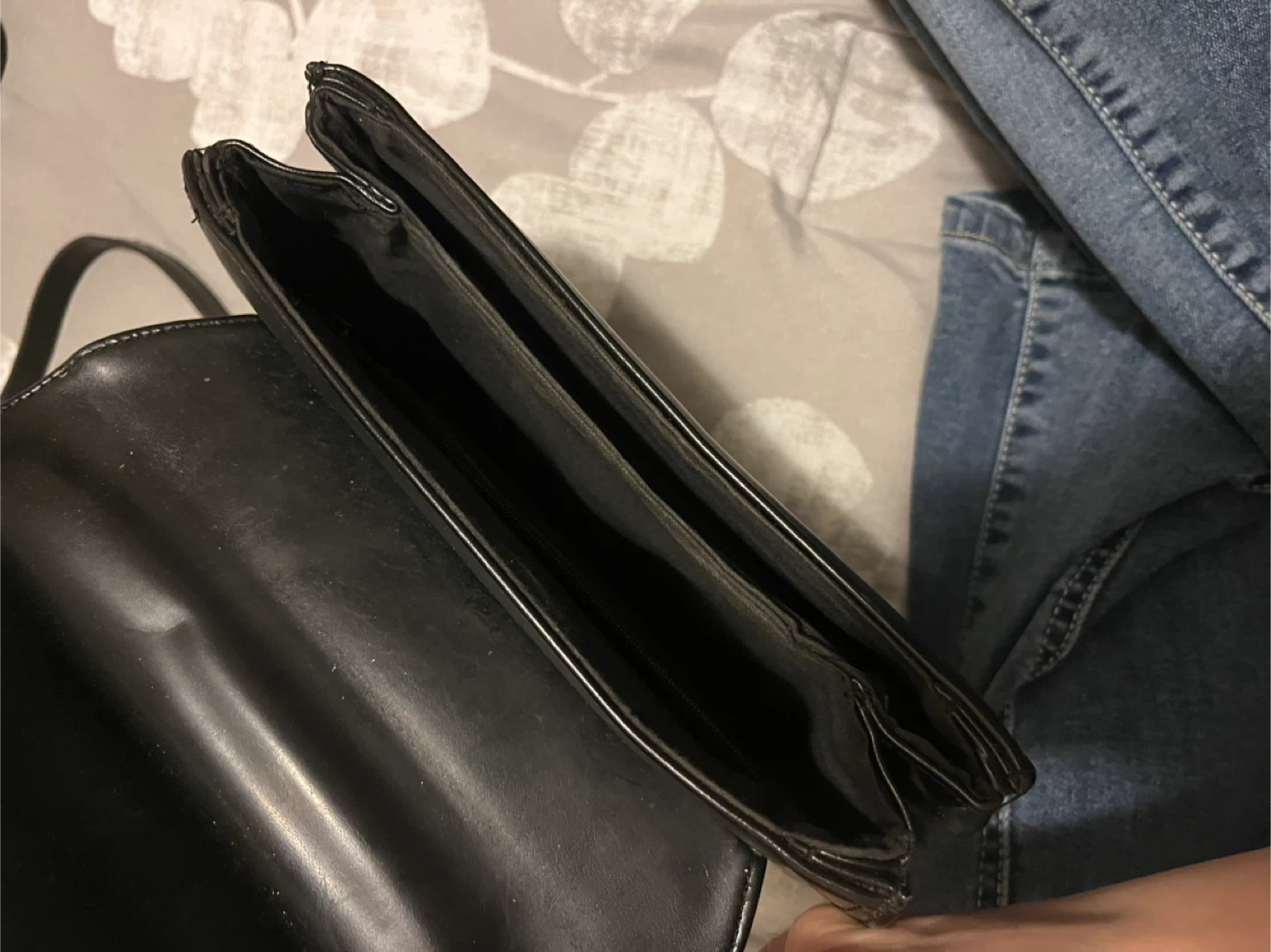 Partio Italy Black Leather Top Handle Handbag - photo 3