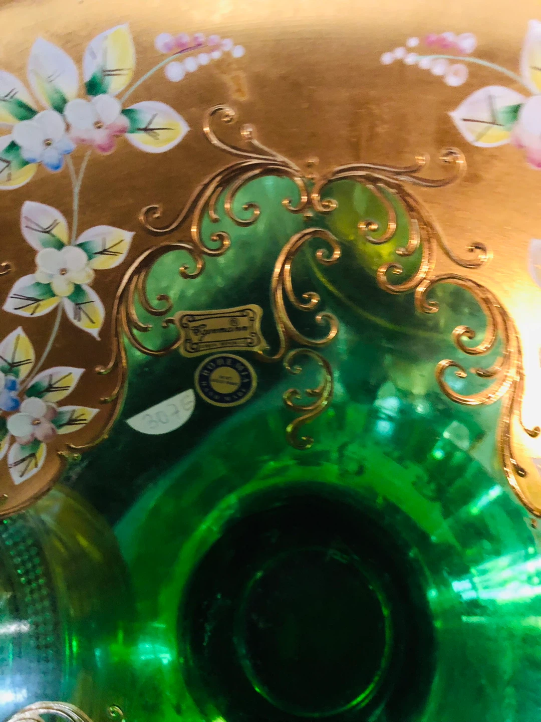 Elegantly Designed  24 k stamped Gold and Green Trinket Dish - photo 3