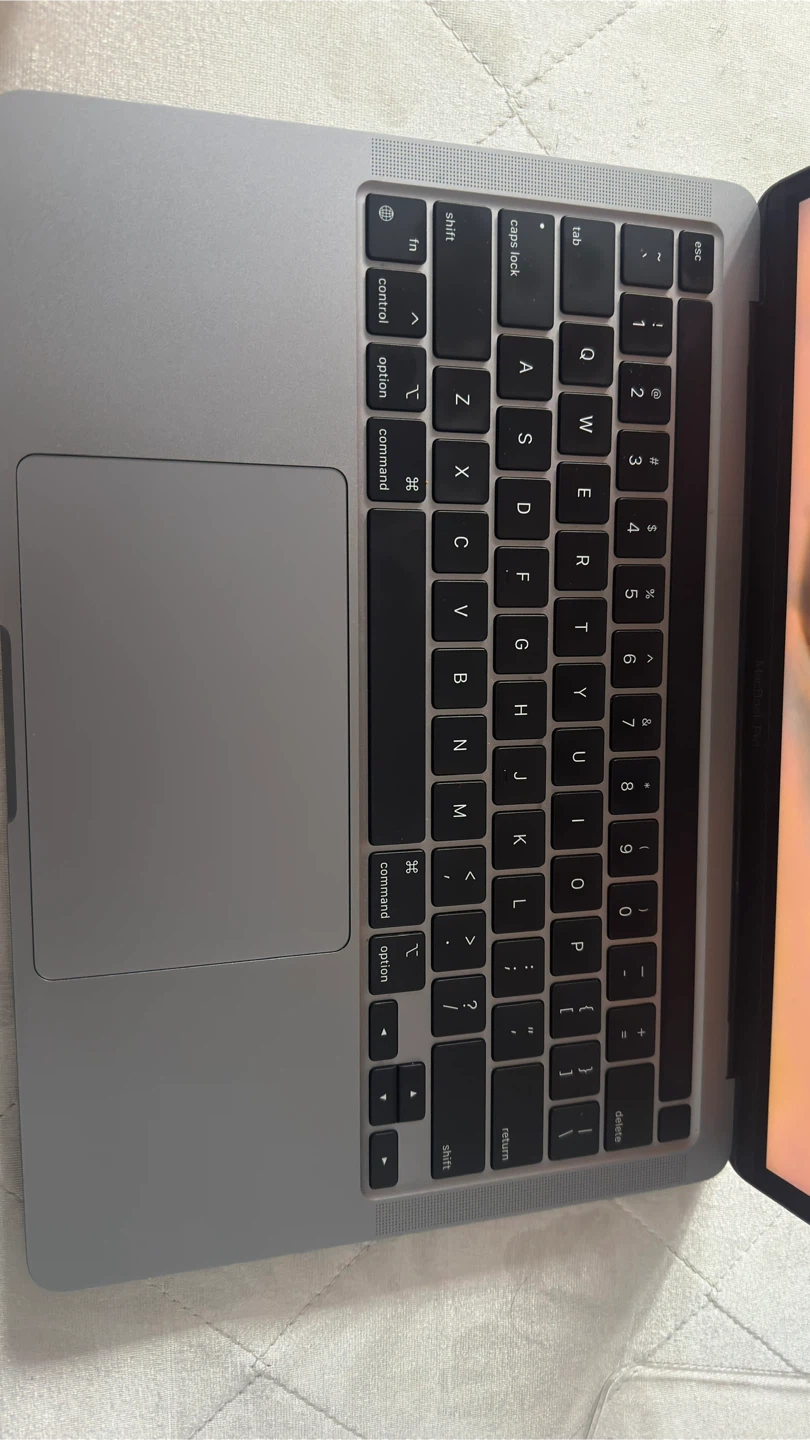 Apple MacBook Pro 13” M2 (2022) – 16GB RAM / 512GB SSD - photo 4