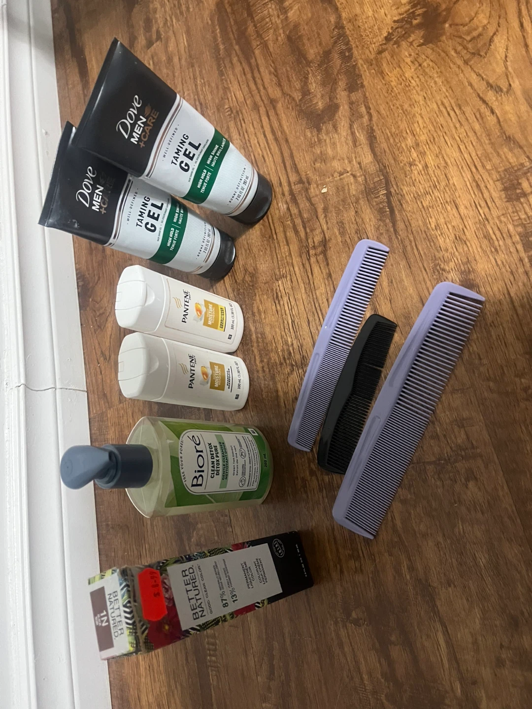 Dove Men+Care Taming Gel