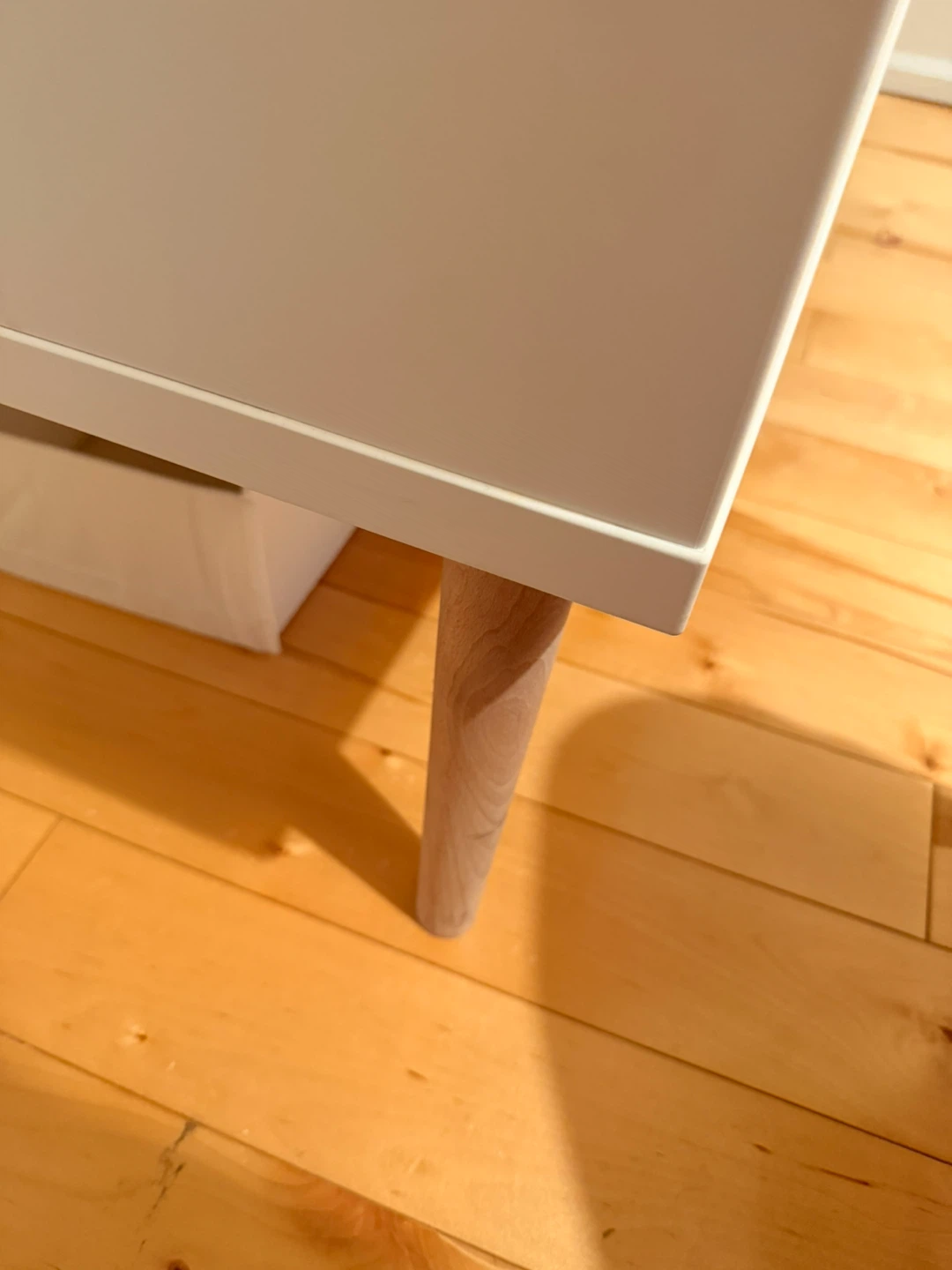 White 3-Drawer Dresser with Wood Legs - photo 3