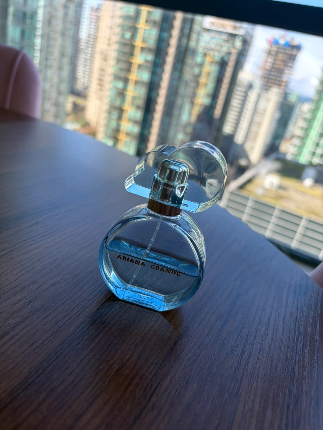 Ariana Grande Cloud Perfume
