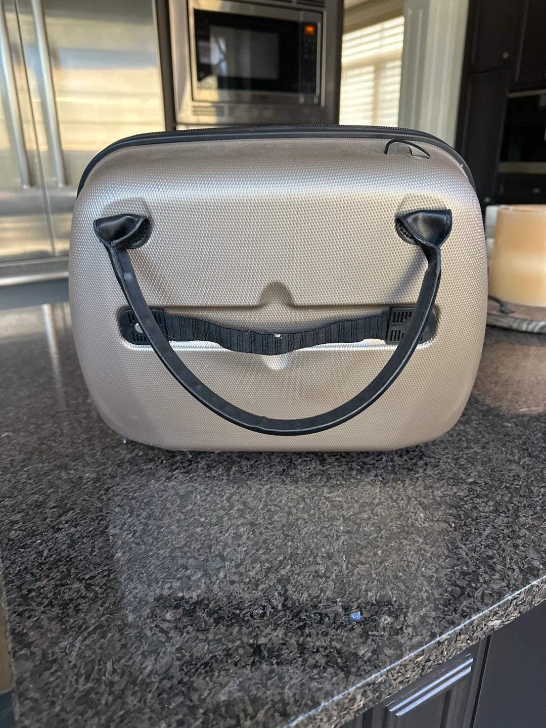 Travel Heys Hardshell Cosmetic Travel Case- New - photo 2