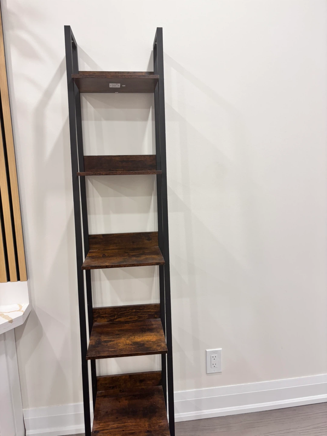 Ladder Shelf - photo 4