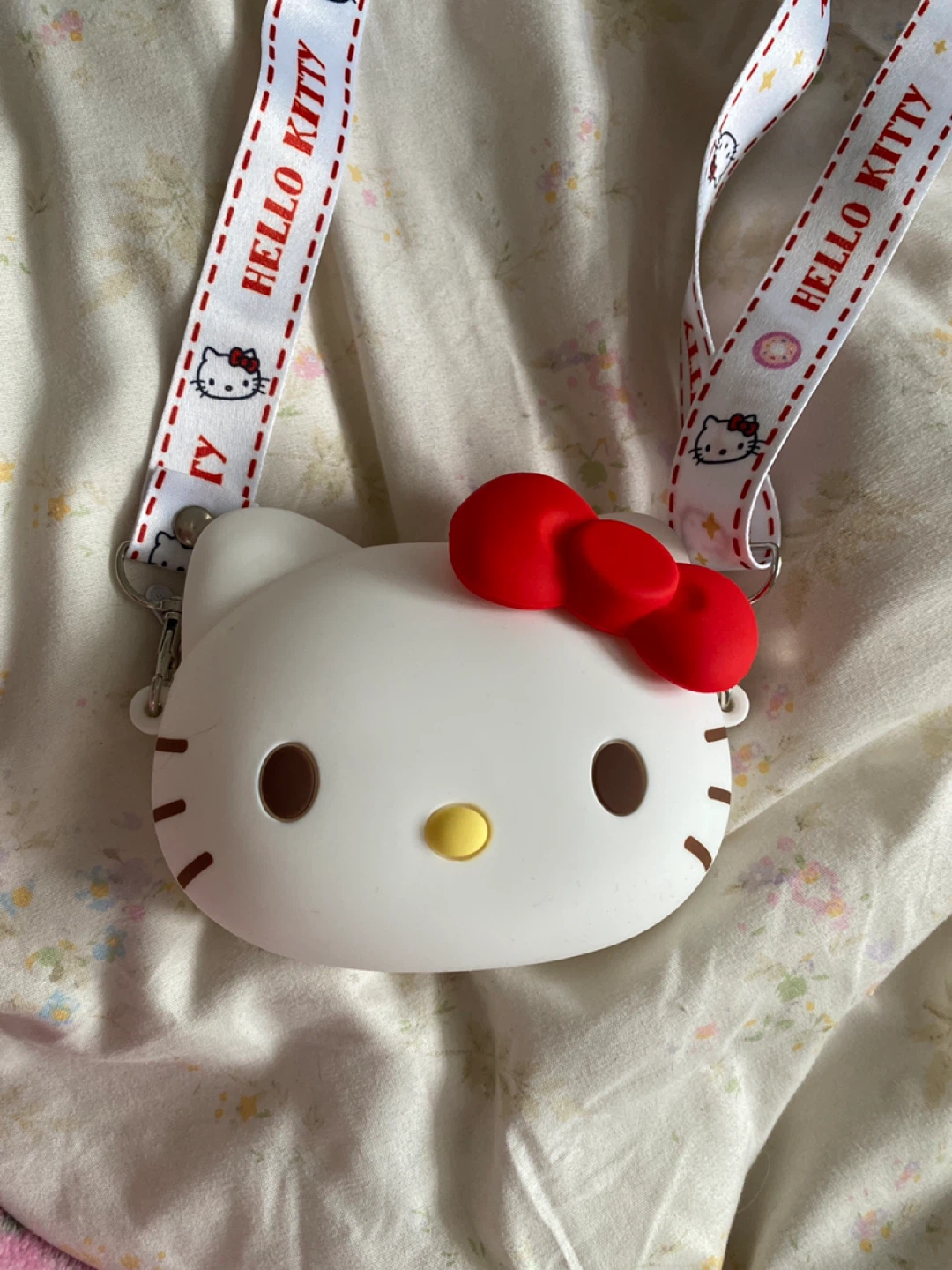 Hello Kitty White Coin Purse/Pouch with Lanyard