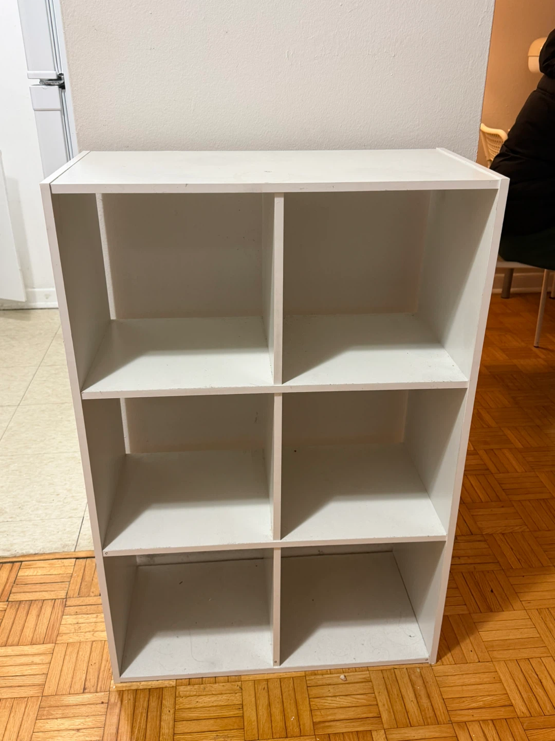 White 6-Cube Storage Shelf