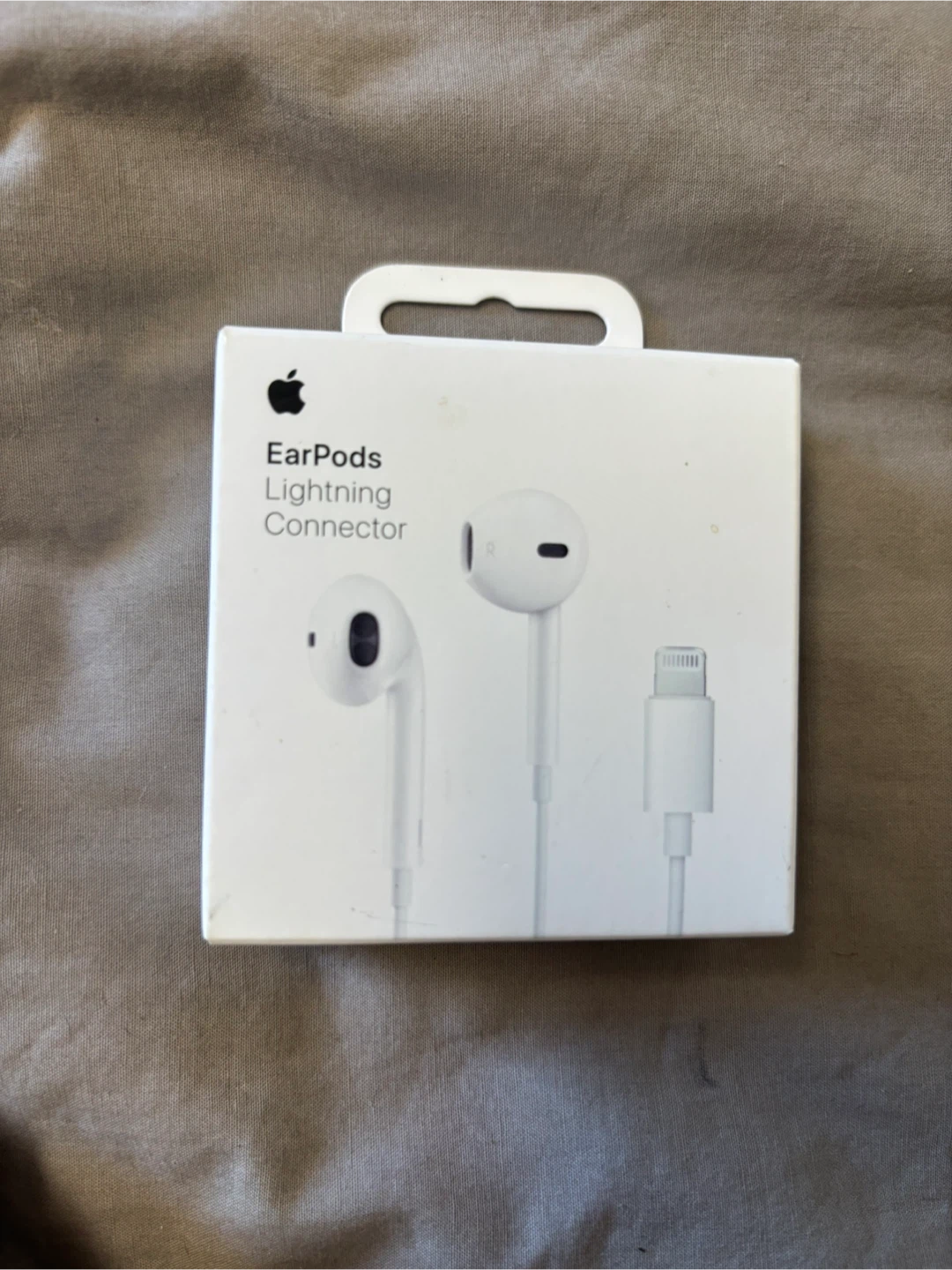 Apple EarPods with Lightning Connector