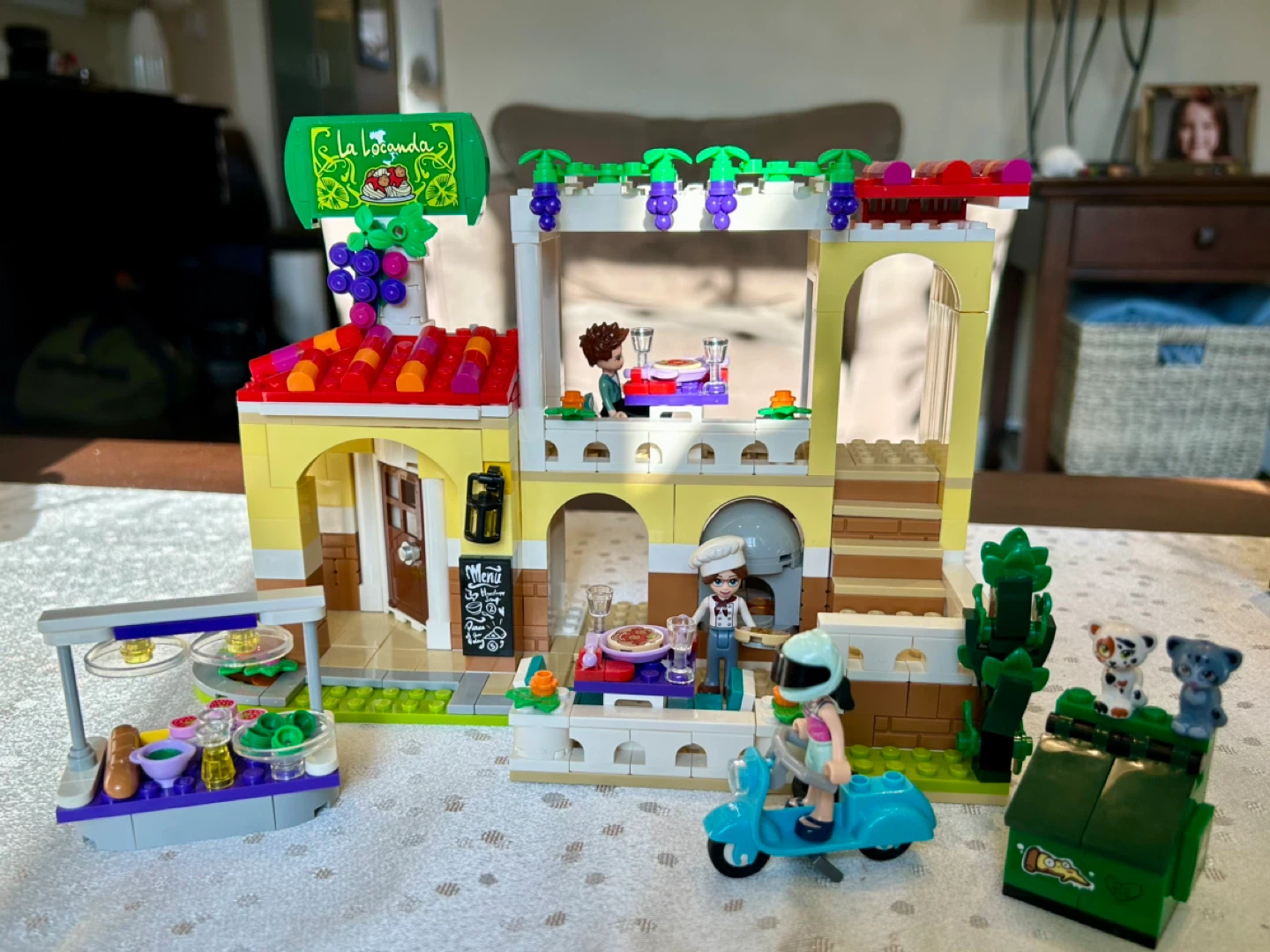 LEGO Friends Heartlake city Restaurant Set 41379