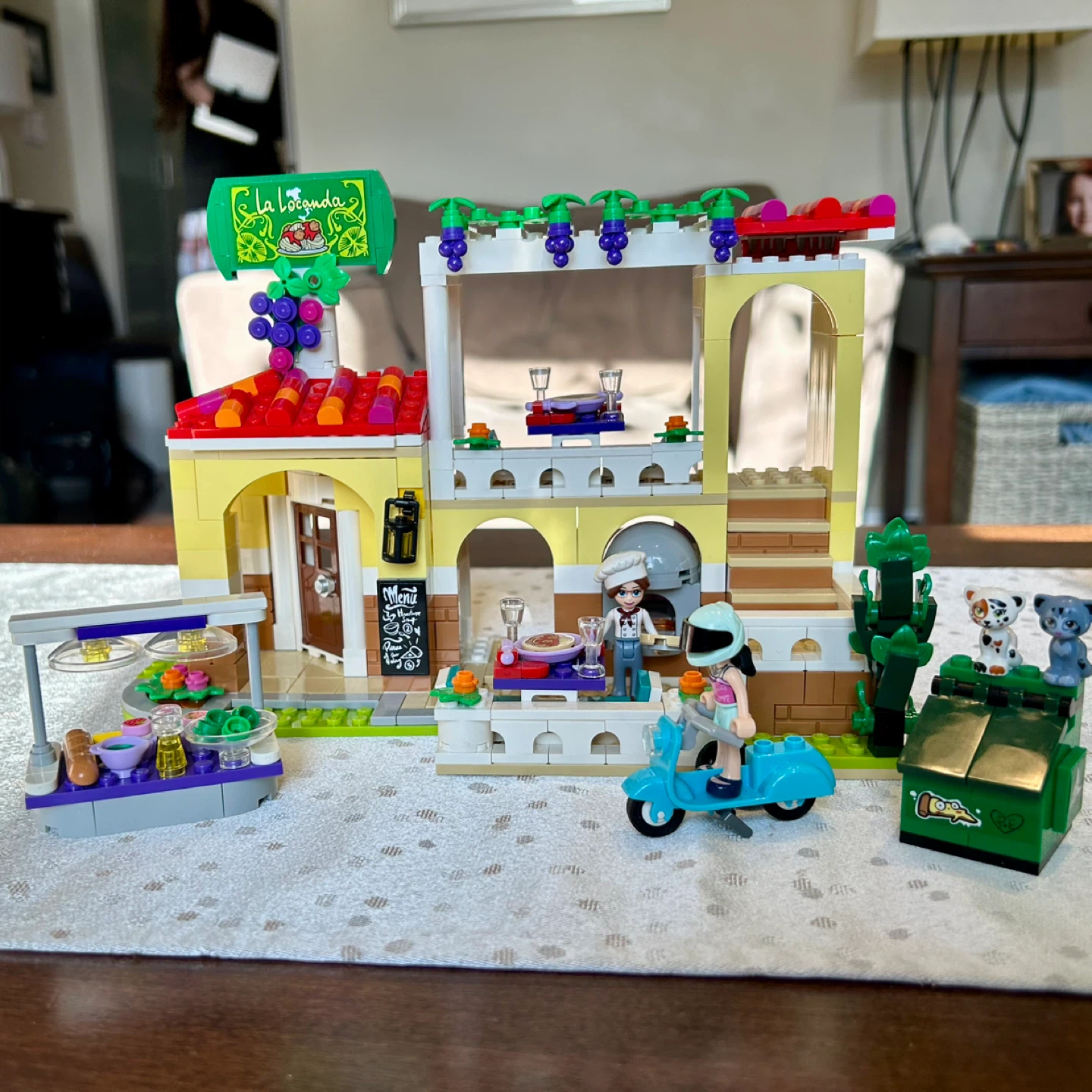 LEGO Friends Heartlake city Restaurant Set 41379 - photo 4