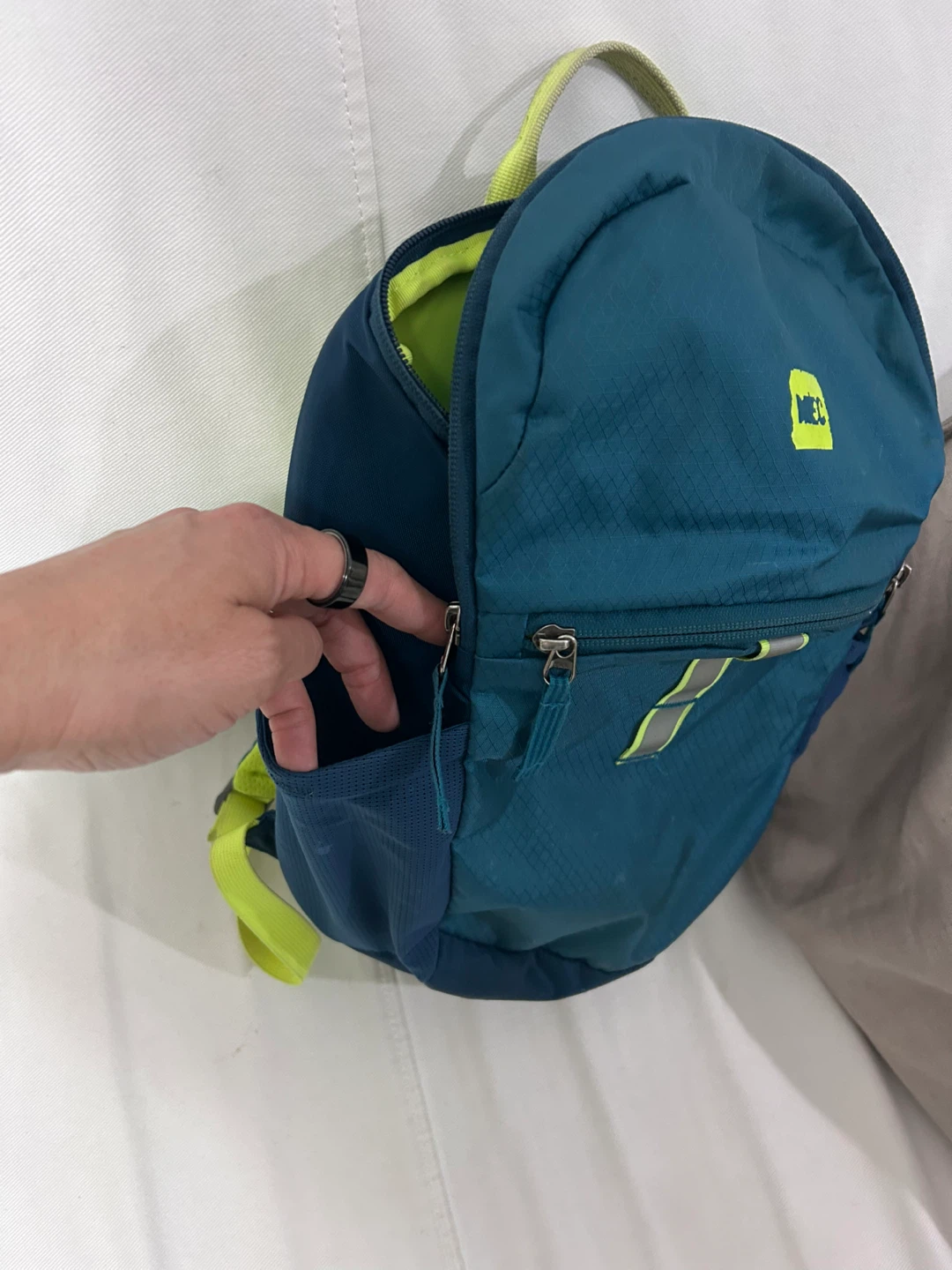MEC Backpack Teal/Lime Green - photo 2