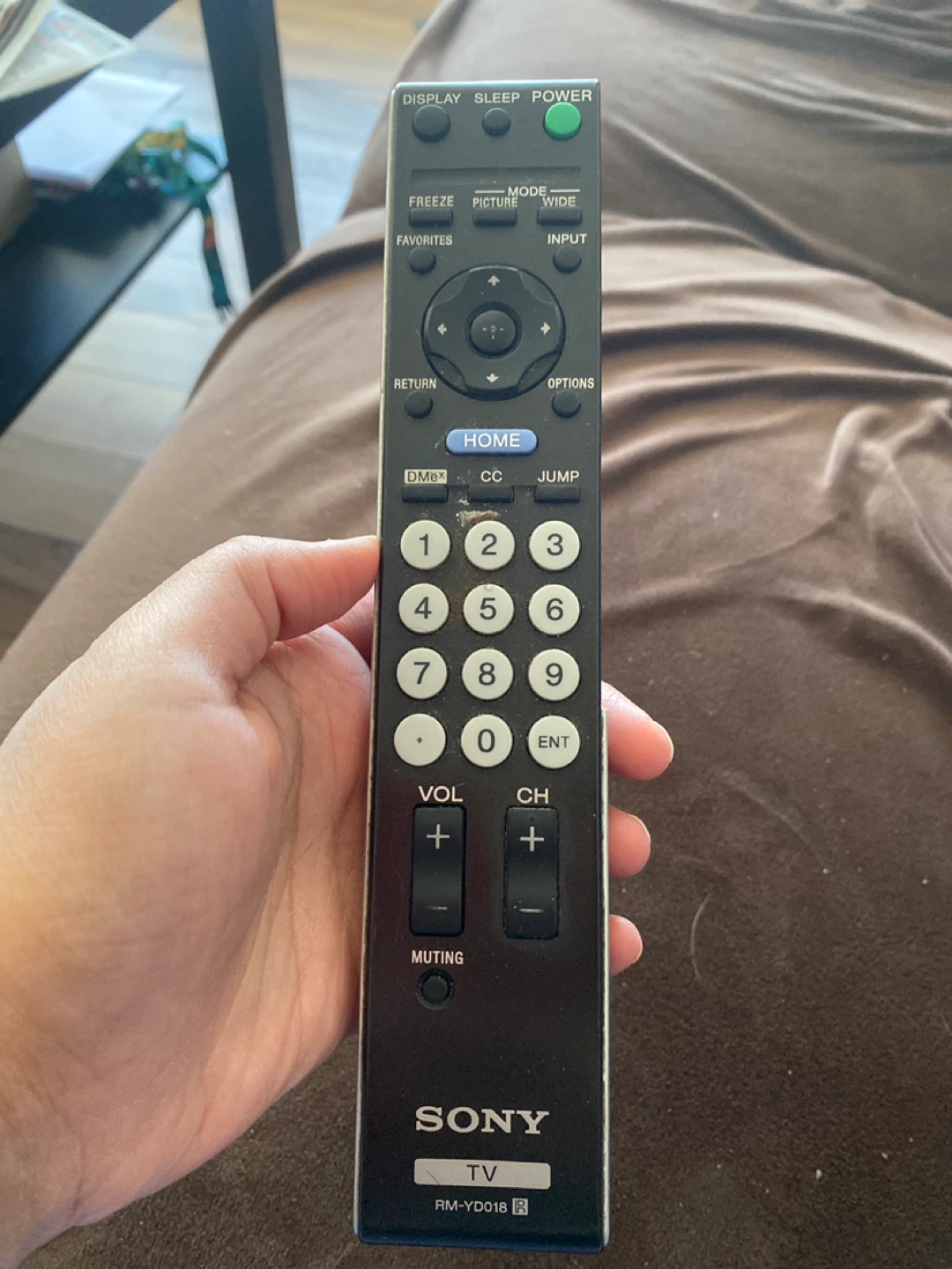 40” Sony Bravia TV with a working Remote - photo 3
