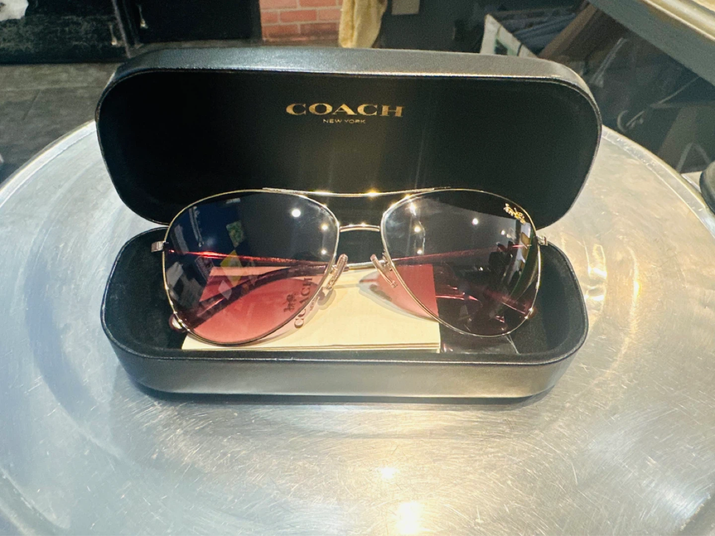 Coach Aviator Sunglasses Gold Tone Pink Gradient Lenses - photo 2