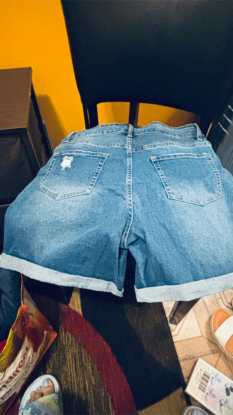 Denim Jean Shorts - Size Medium - photo 2