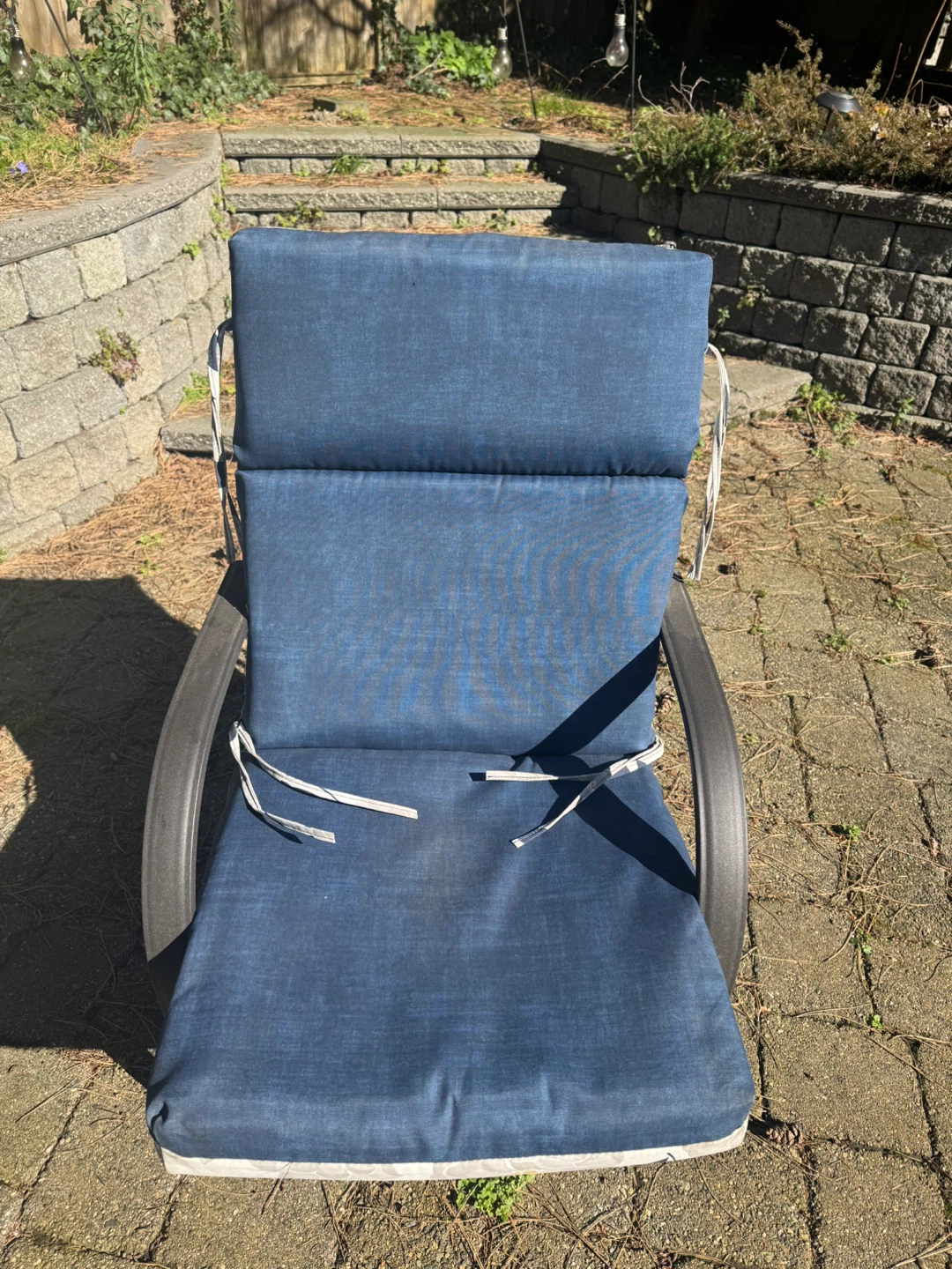 6 Patio Lounger Chair with 4 Cushions - photo 2