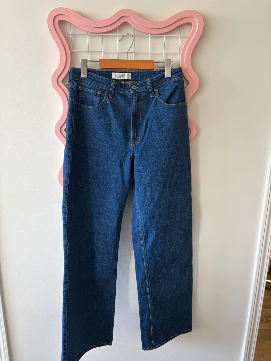 Abercrombie&Fitch Curve Love 90s Relaxed Jean - Size 28