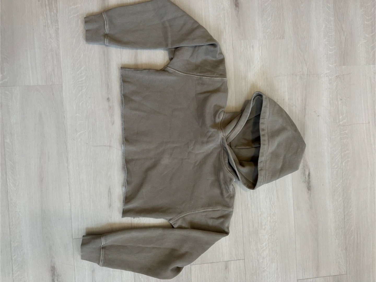 TNA  CROPPED HODDIE