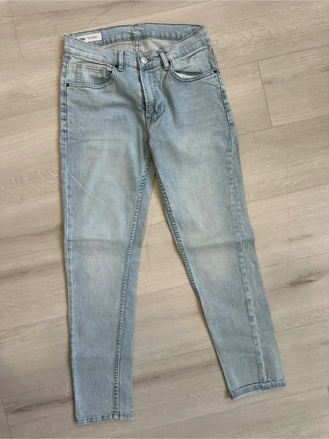 Zara Light Wash Denim Jeans