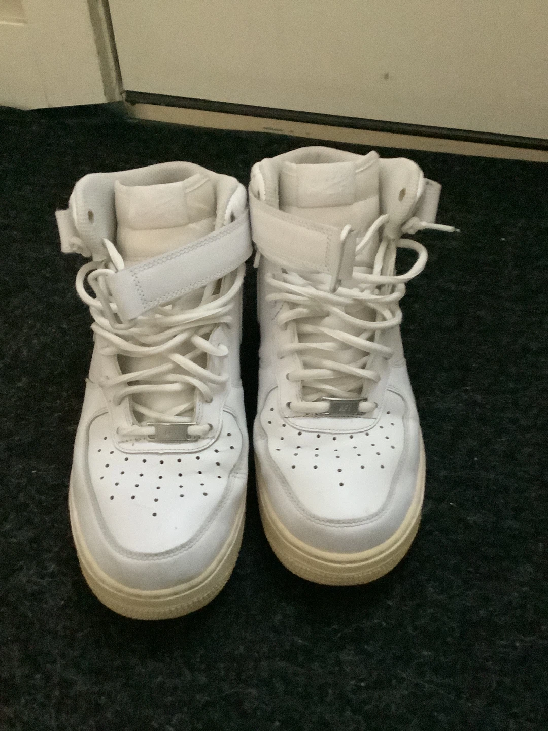 Nike Air Force 1 Mid White Sneakers - photo 2