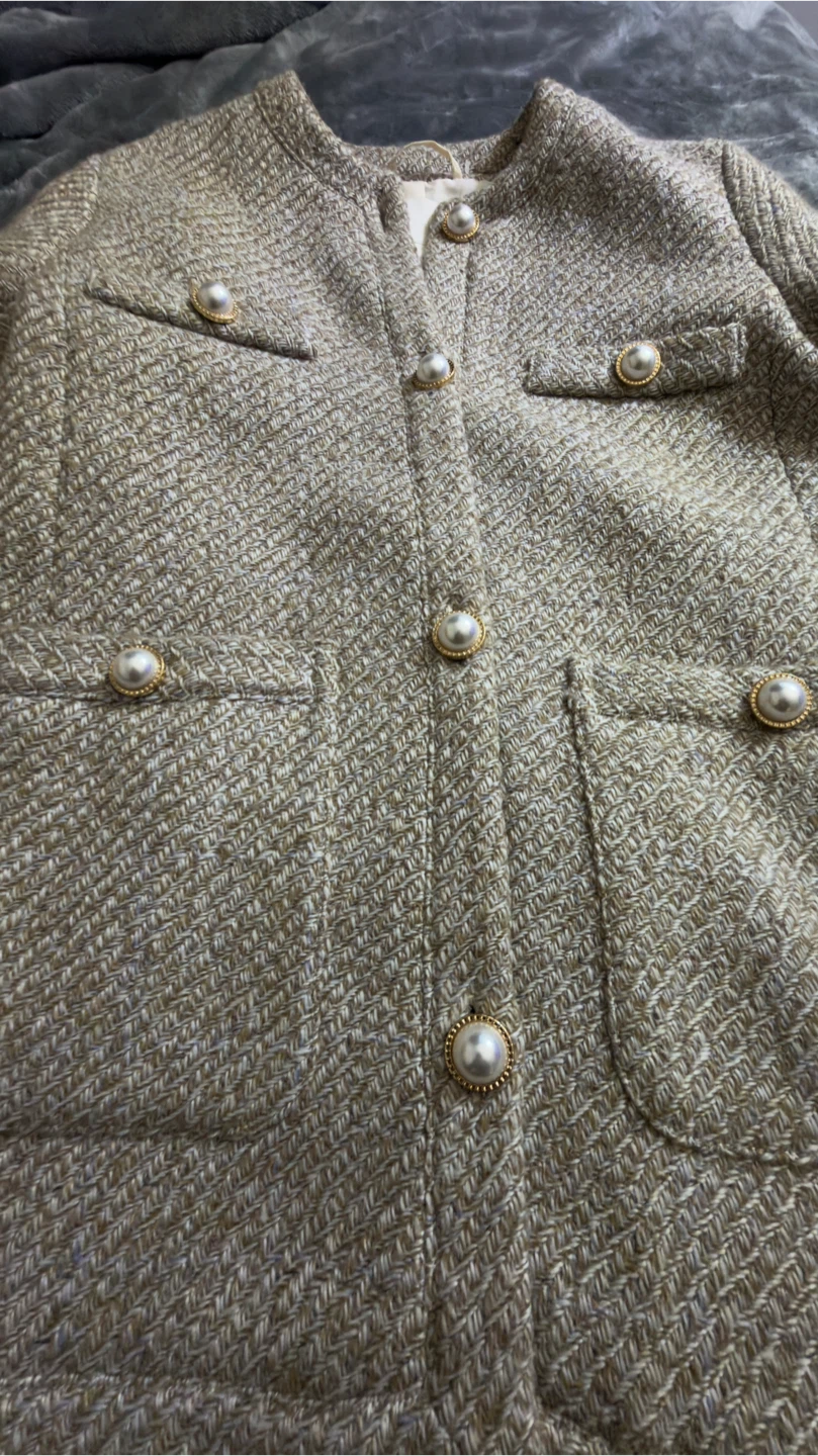 H&M Tweed Jacket with Pearl Buttons - Size S - photo 4