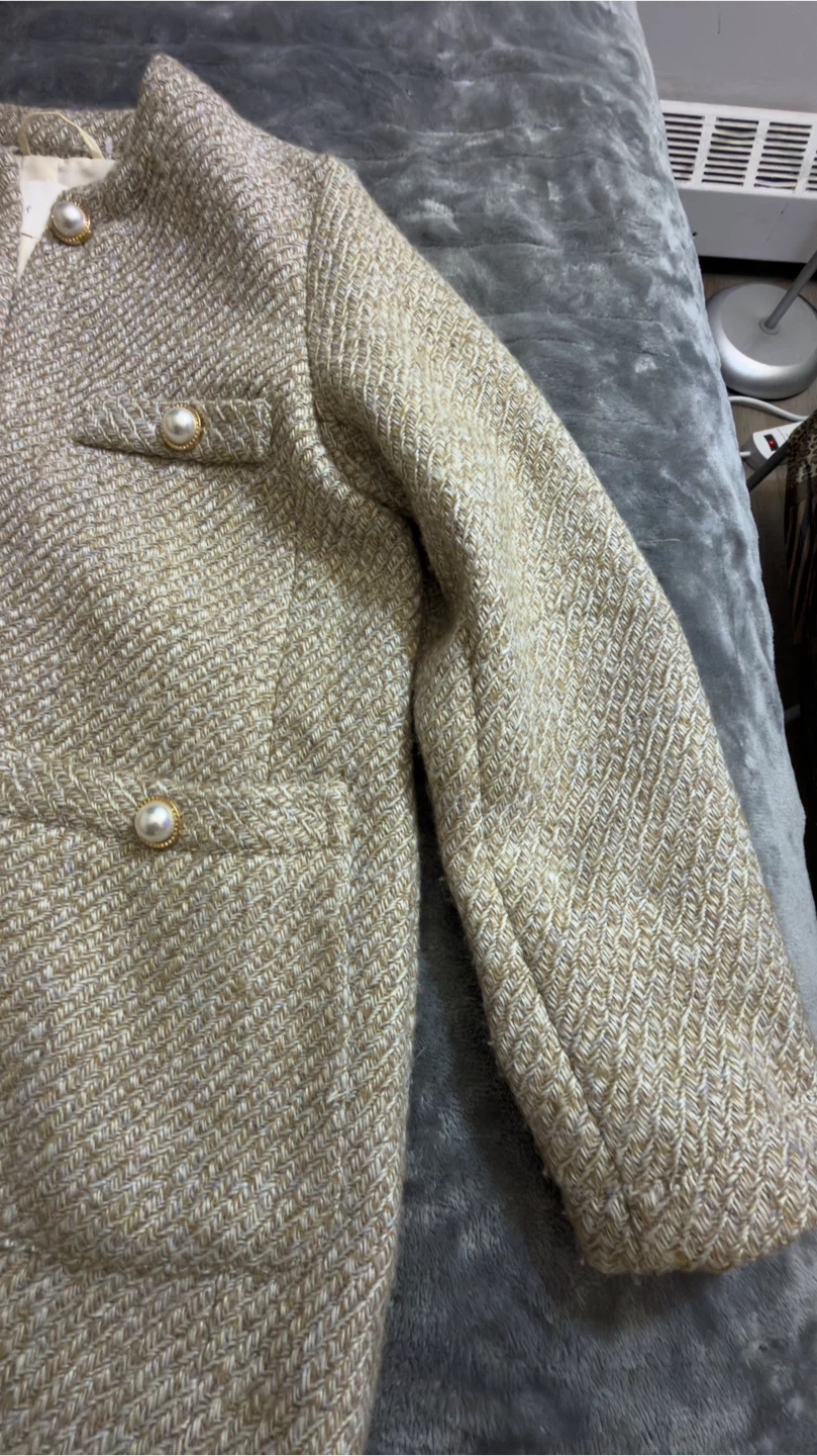 H&M Tweed Jacket with Pearl Buttons - Size S - photo 5