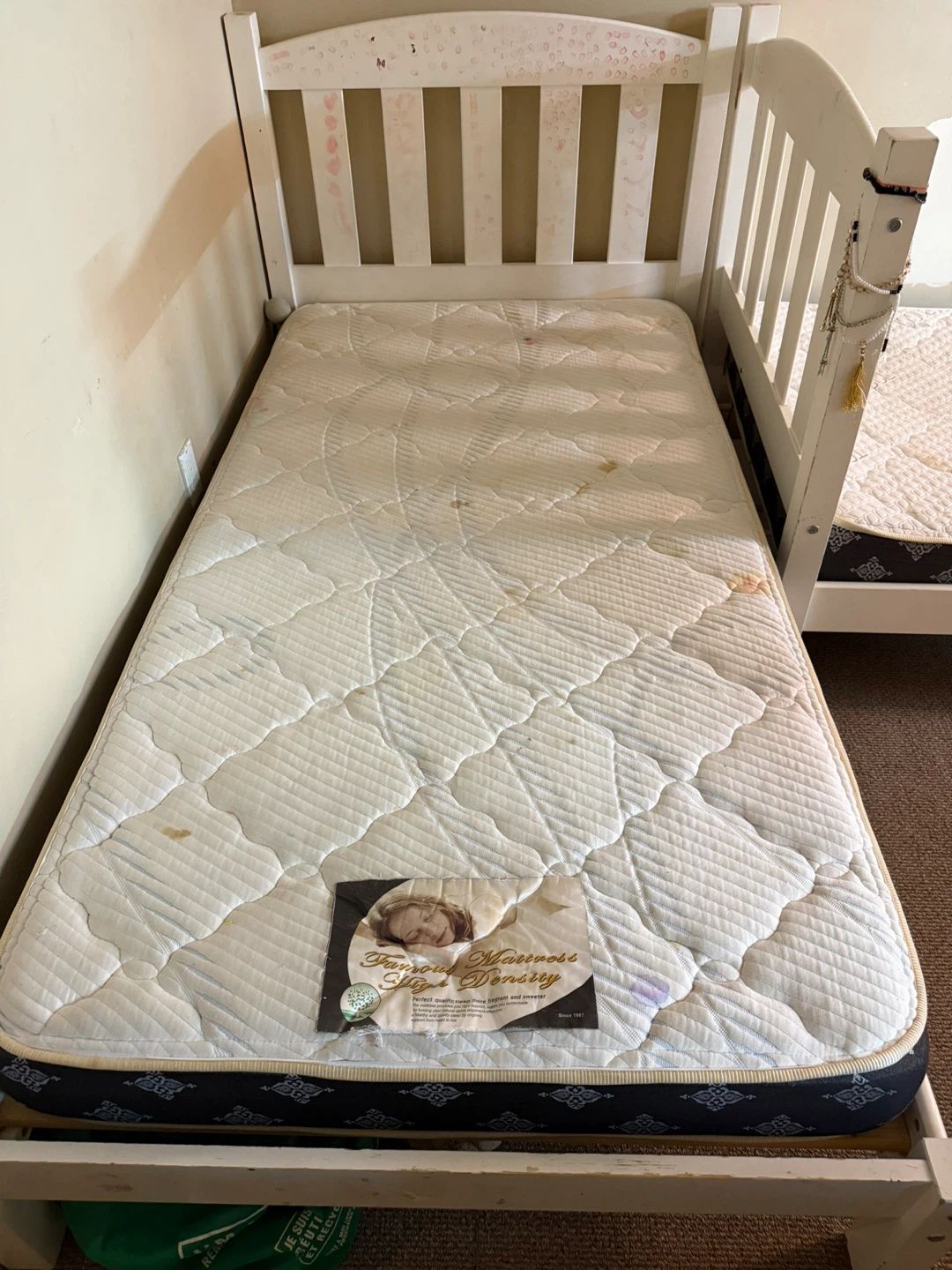 Single bed with  Mattress