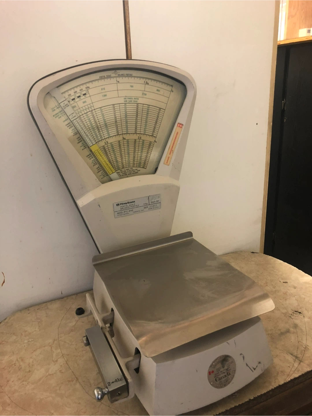 Pitney Bowes Postal Scale 4 kg