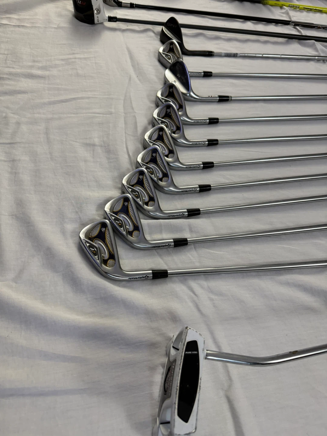 Complete Golf Club Set with TaylorMade Putter and Acuity Bag - photo 2