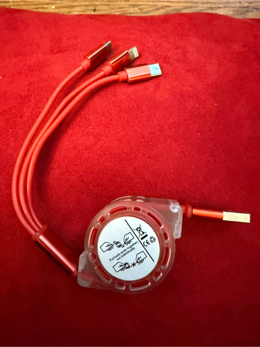 Retractable 3-in-1 USB Charging Cable - Red