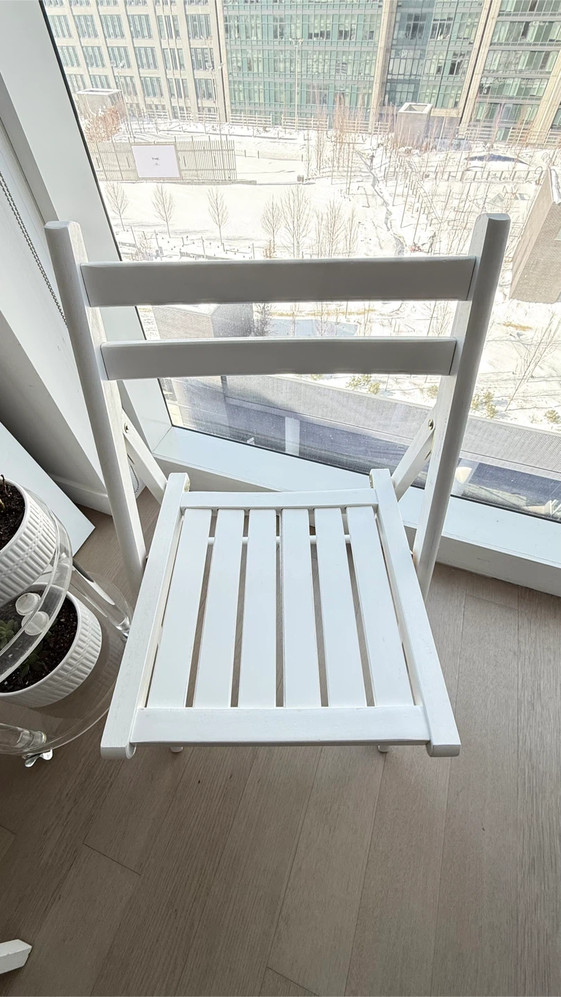 🧡free White Folding Chairs x2 - photo 5