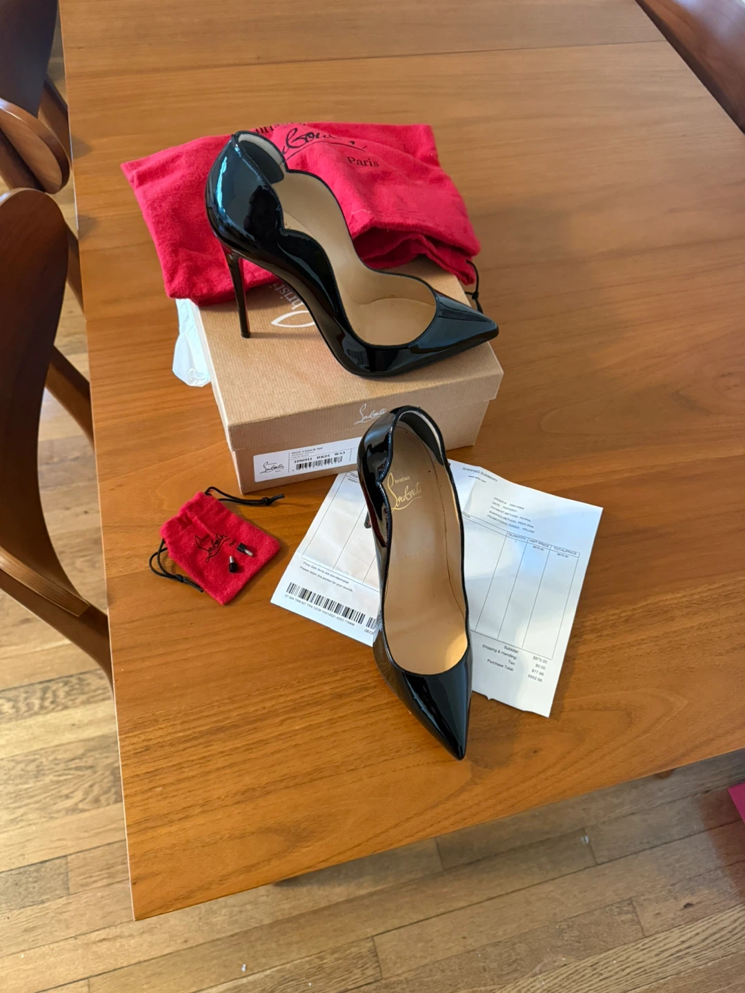 Christian Louboutin Black Patent Leather Heels Size 38 - photo 2