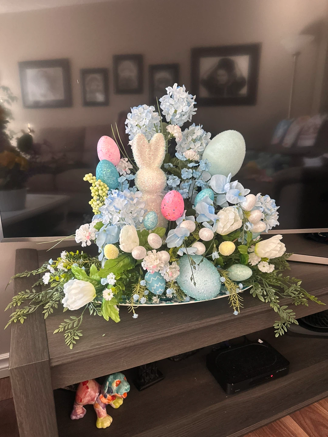 Blue floral easter decor
