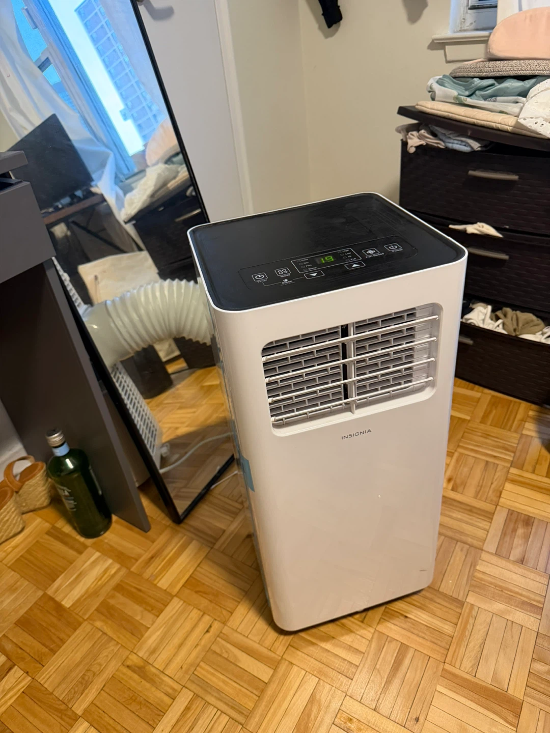 Insignia Portable Air Conditioner - photo 3