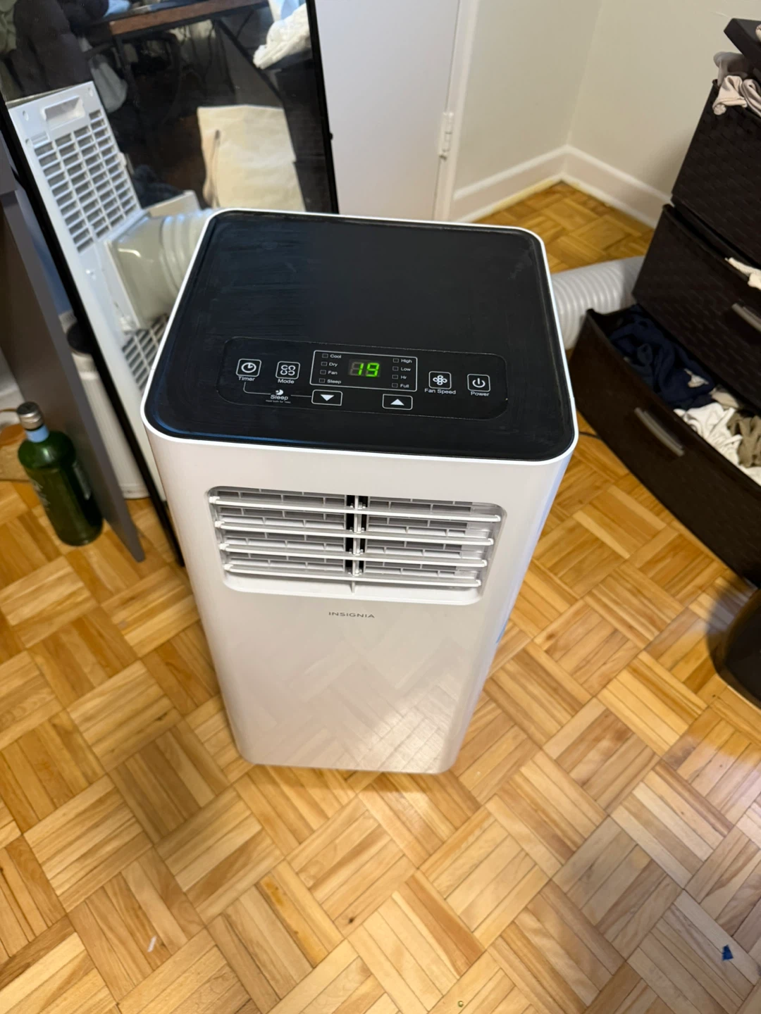 Insignia Portable Air Conditioner - photo 2