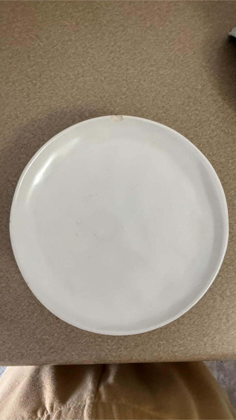 White Stoneware Dinnerware Set - 8 Plates & 4 Bowls - photo 4