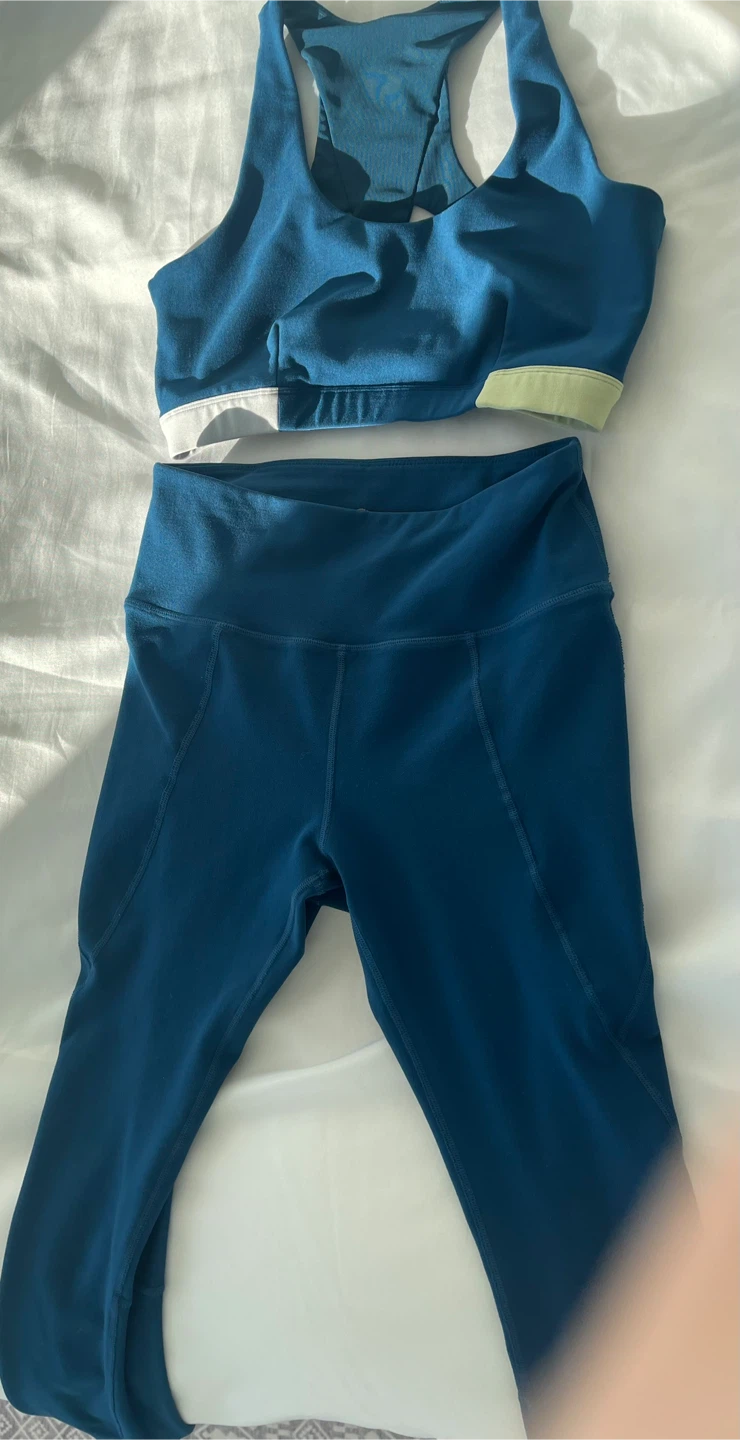 MPG Blue Athletic Set - Sports Bra & Leggings - Size S - photo 3