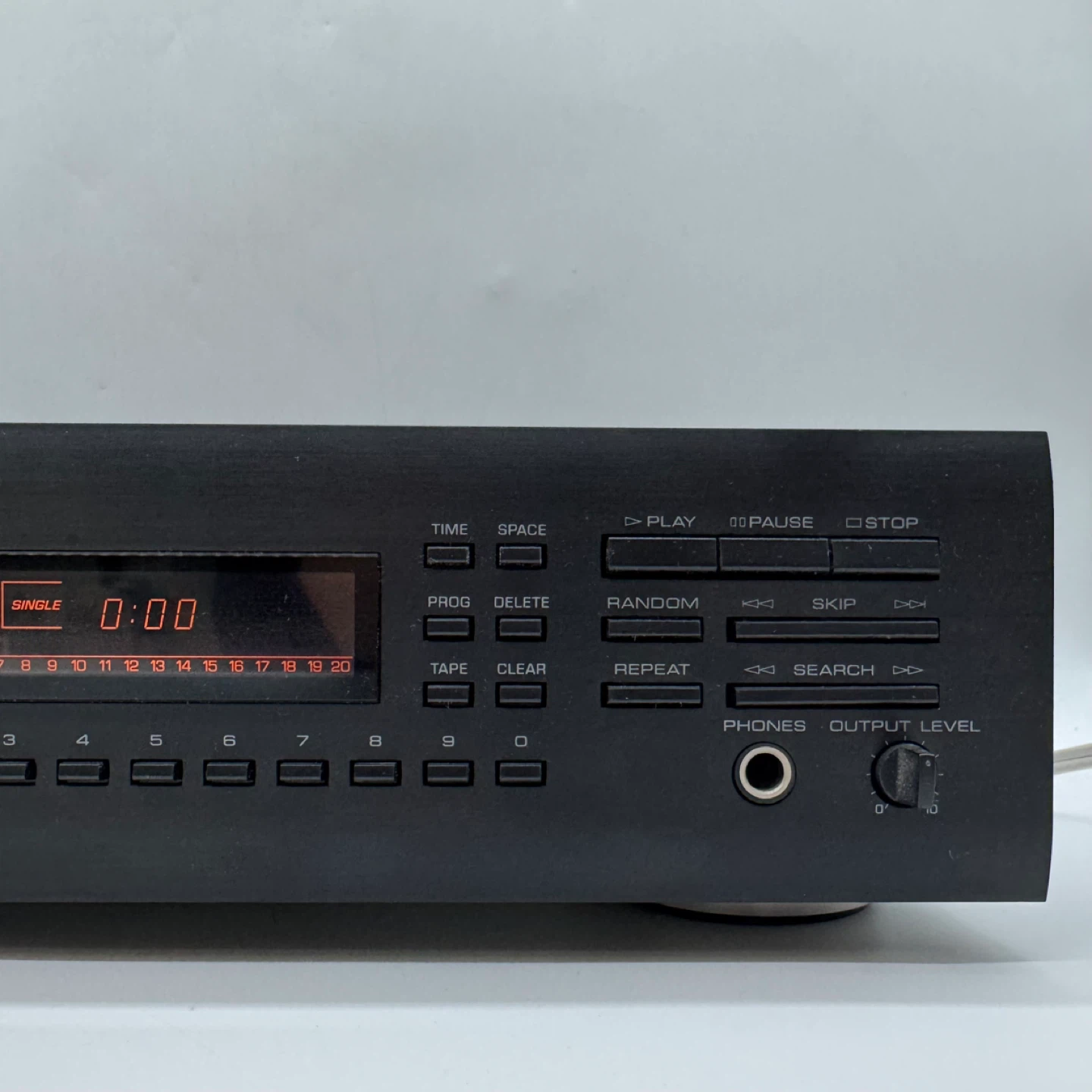 Yamaha CDX-550 CD Player With Remote – Tested Working –Japan - photo 4