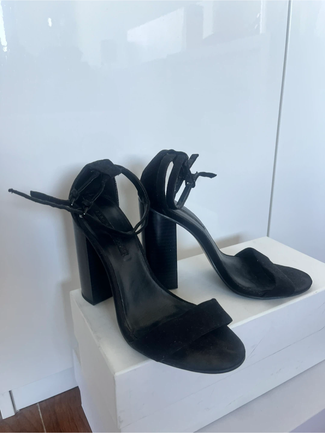 ZARA Black Suede Block Heel Sandals - photo 2